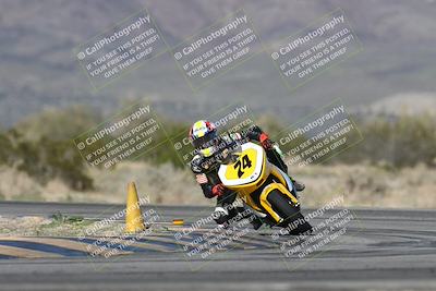 media/Jan-15-2026-Racers Edge (Thu) [[dfebeb70ab]]/2-A Group/Session 5 (Turn 5)/